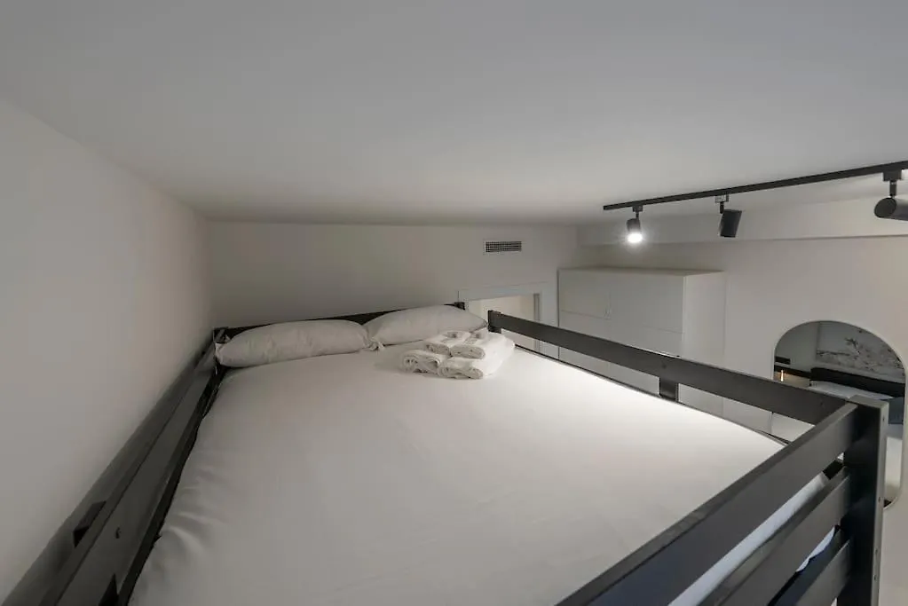 Apartment Vallarsa 10 - Int.02 Milán