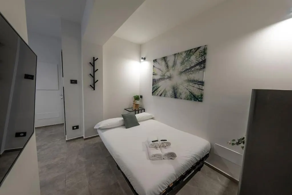 Apartment Vallarsa 10 - Int.02 Milán Italia