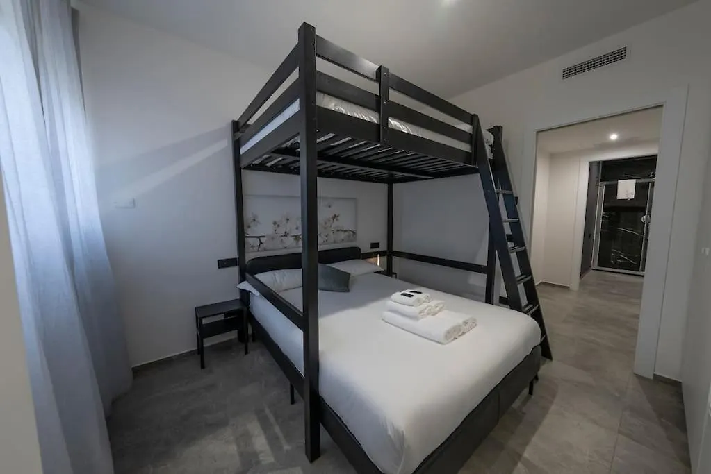 Apartment Vallarsa 10 - Int.02 Milán Italia
