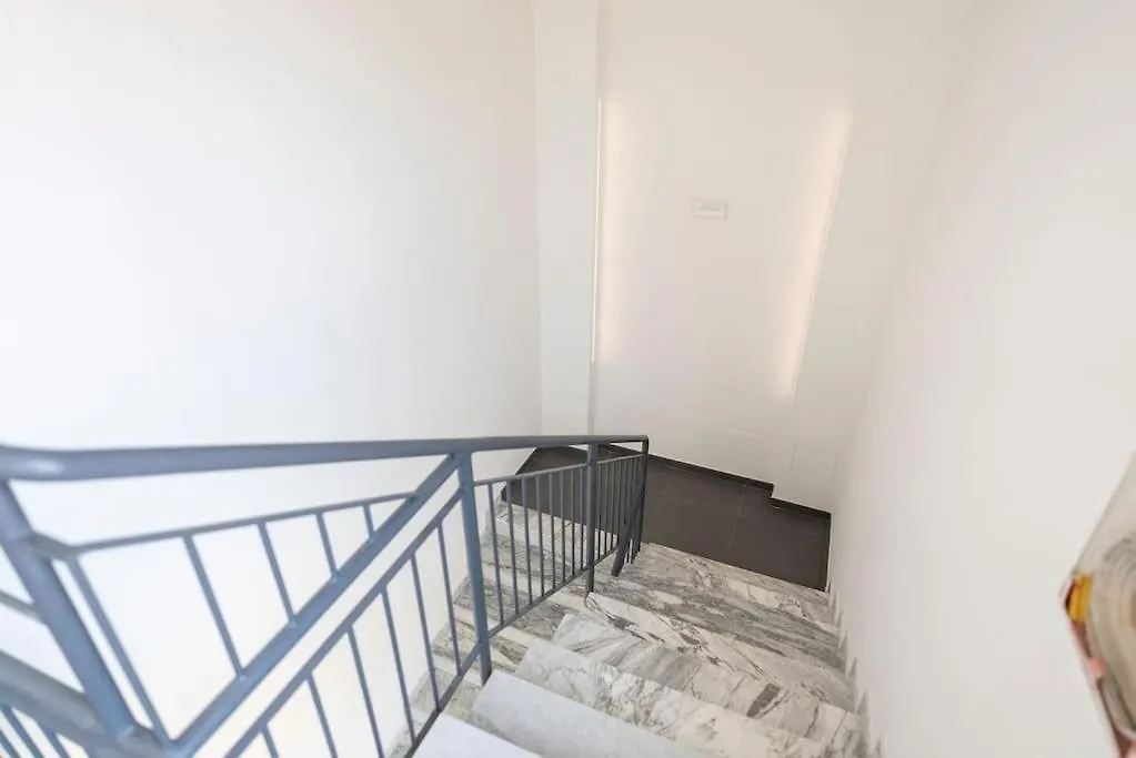 Apartment Vallarsa 10 - Int.02 밀라노 이탈리아